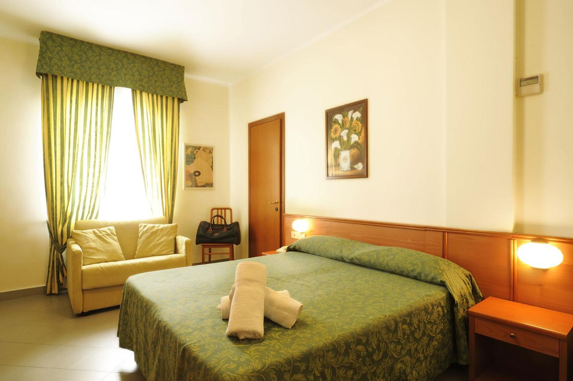 Hotel Tritone Laigueglia Εξωτερικό φωτογραφία